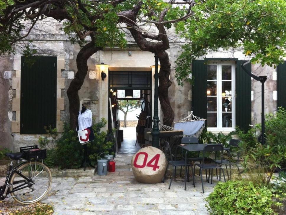 Bed and Breakfast Le Mole Ла-Флот Экстерьер фото